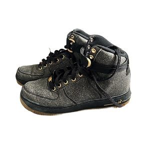 Air Force high level 8 | gently used | 5.5Y | Gs black gum